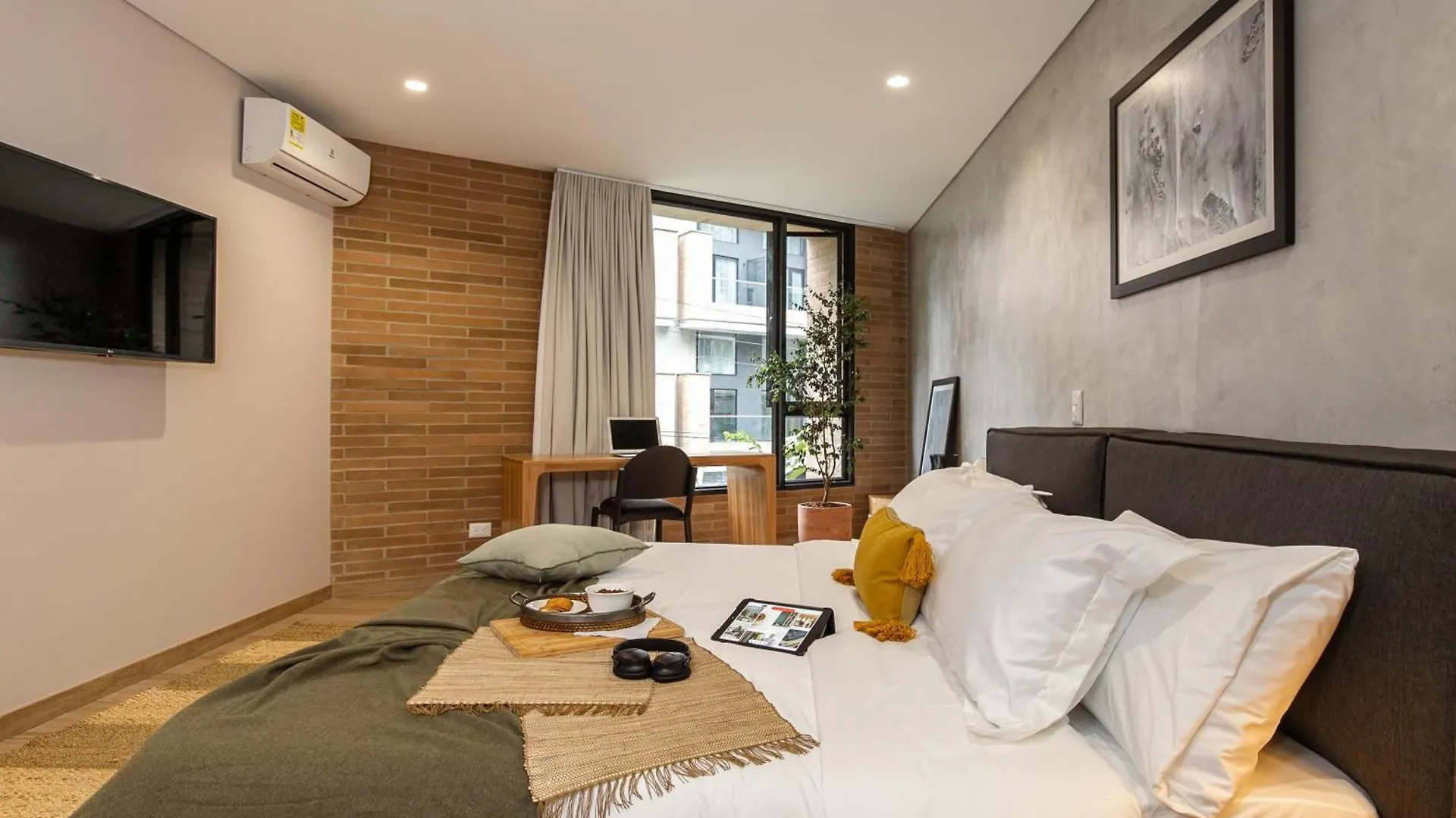 Aparthotel Forever W&L Building Medellin